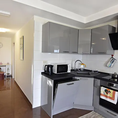 Premium With Terrace And Bbq *